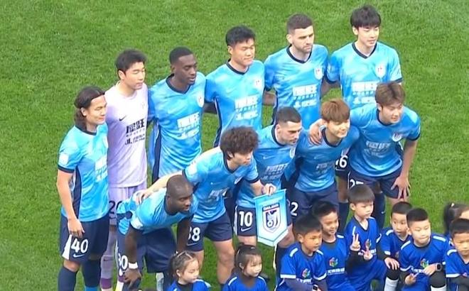 足球报：英博伤情严重，五六名球员已到了难以坚持比赛的程度